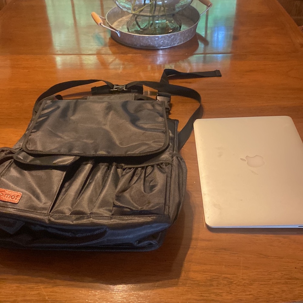 Back Pack / Computer Bag. Black. Never Used - image 8